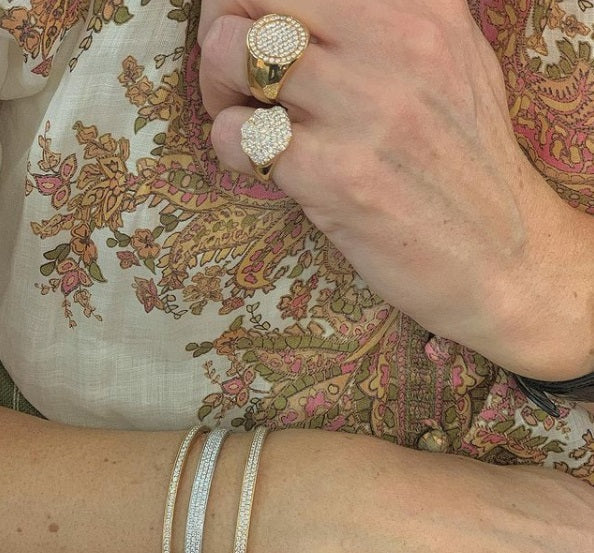 Globe Ring